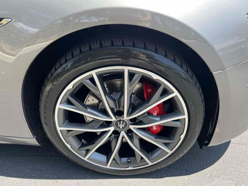 Used 2021 Maserati Ghibli S GranSport RWD image 94