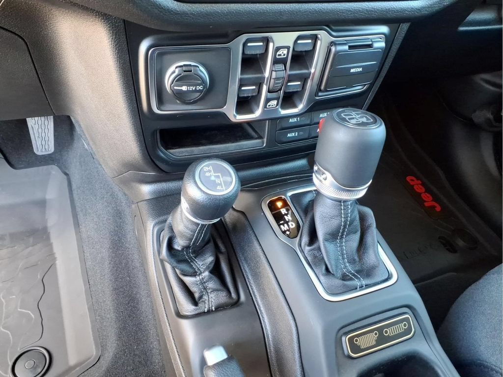 New 2026 Jeep Gladiator Sport AWD/4WD image 21