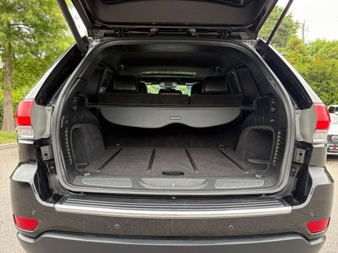 Used 2015 Jeep Grand Cherokee Limited AWD/4WD image 17