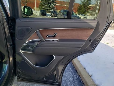 New 2025 Land Rover Range Rover SE image 16