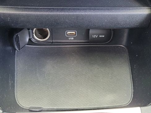 Used 2022 Kia Forte LXS w/ LXS Technology Package image 24