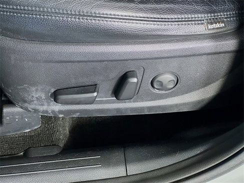 Used 2021 Hyundai Santa Fe SEL image 12