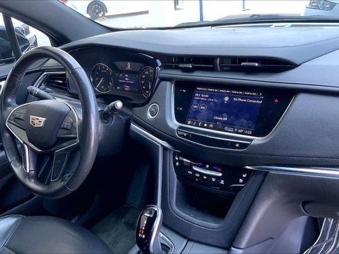 Used 2022 Cadillac XT5 Premium Luxury w/ LPO, Premium Carpet Package image 31