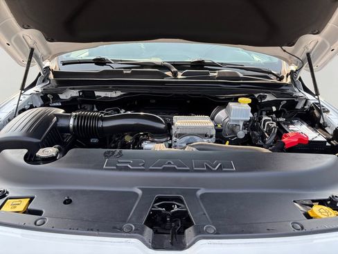 Used 2023 RAM 1500 Big Horn AWD/4WD image 9