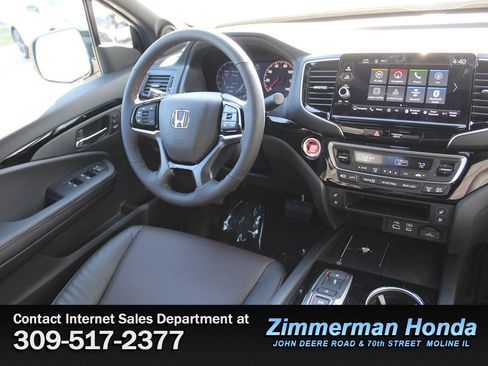 New 2026 Honda Ridgeline Black Edition image 10