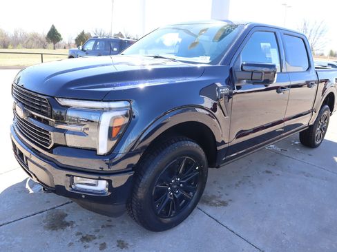 New 2026 Ford F150 Platinum w/ Equipment Group 700A Standard AWD/4WD image 12