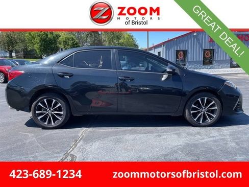 Used 2017 Toyota Corolla SE w/ Carpet Mat Package (TMS) FWD image 1