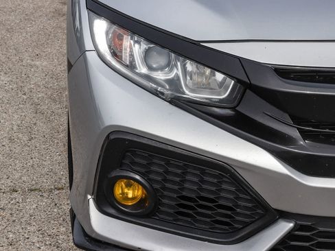 Used 2019 Honda Civic Sport image 9