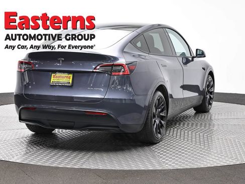 Used 2021 Tesla Model Y Long Range AWD/4WD image 5