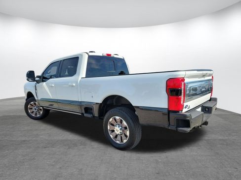 Used 2025 Ford F250 King Ranch w/ FX4 Off-Road Package AWD/4WD image 5
