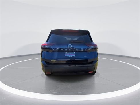 Used 2024 Nissan Rogue SV image 7