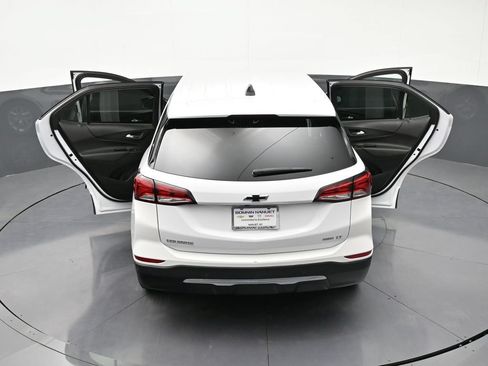 Used 2023 Chevrolet Equinox LT AWD/4WD image 36