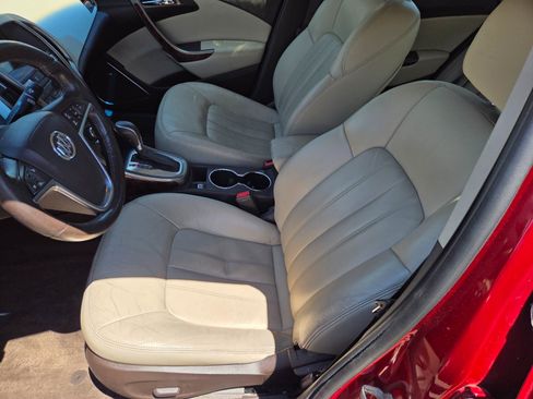 Used 2013 Buick Verano Leather FWD image 8