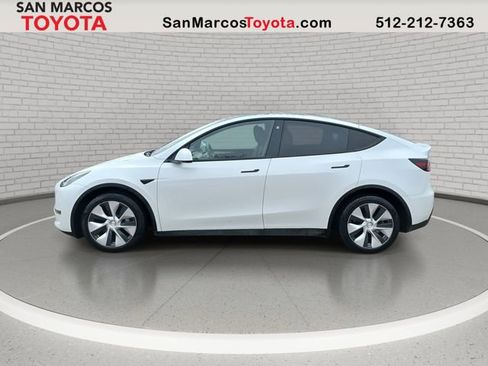 Used 2023 Tesla Model Y Long Range image 8