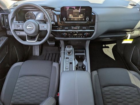 New 2025 Nissan Pathfinder SV w/ Cargo Package image 8