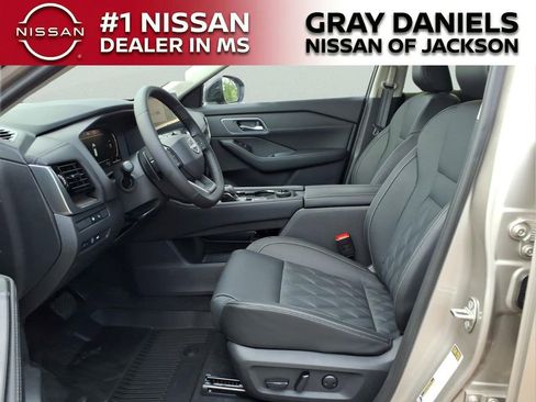 New 2026 Nissan Rogue Platinum w/ Platinum Premium Package AWD/4WD image 22