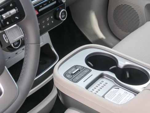 New 2026 Hyundai Ioniq 9 SEL AWD/4WD image 24