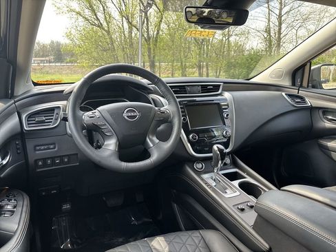 Certified 2024 Nissan Murano Platinum w/ Cargo Package FWD image 19