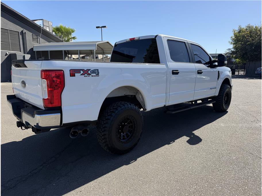 Used 2019 Ford F250 XL w/ STX Appearance Package AWD/4WD image 7