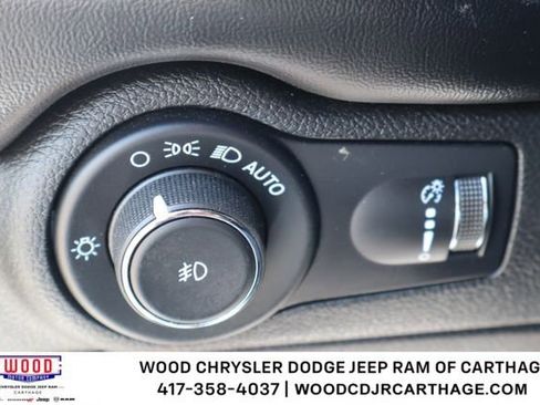 Used 2021 Dodge Durango SXT AWD/4WD image 18