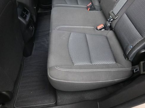 Used 2023 GMC Terrain SLE w/ Driver Convenience Package image 21