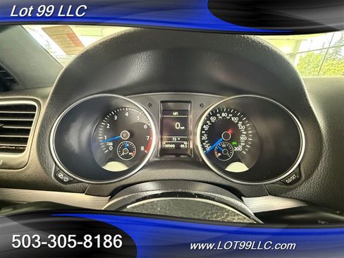 Used 2013 Volkswagen Golf 4-Door AWD/4WD image 10