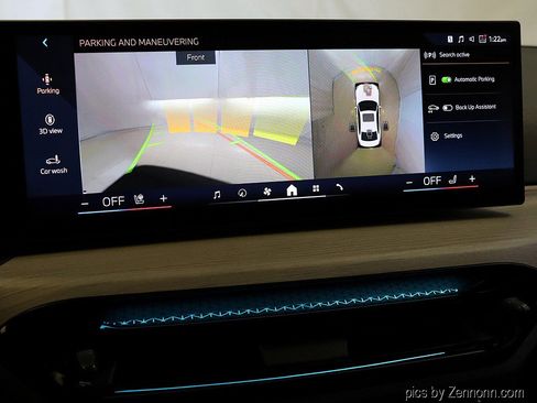 Certified 2025 BMW 330i xDrive Sedan image 21