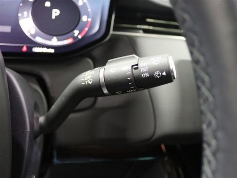 Used 2024 Land Rover Range Rover Sport SE image 34