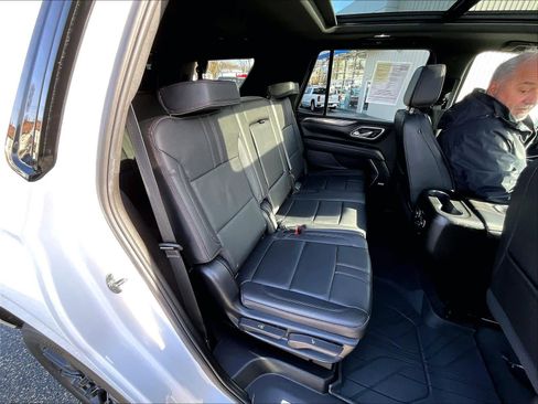 Certified 2024 Chevrolet Tahoe RST image 16