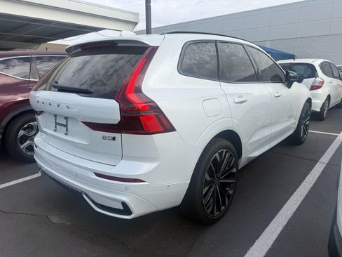 Used 2026 Volvo XC60 B5 Ultra w/ Climate Package PRO AWD/4WD image 4