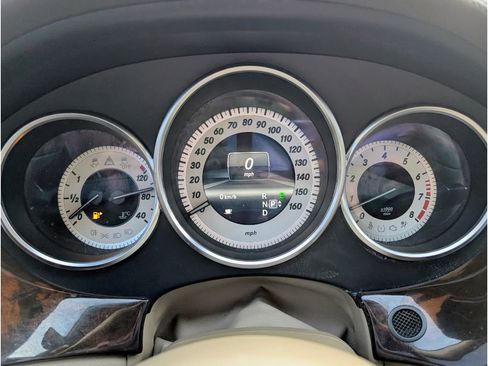 Used 2013 Mercedes-Benz CLS 550 4MATIC w/ Premium I Pkg image 21