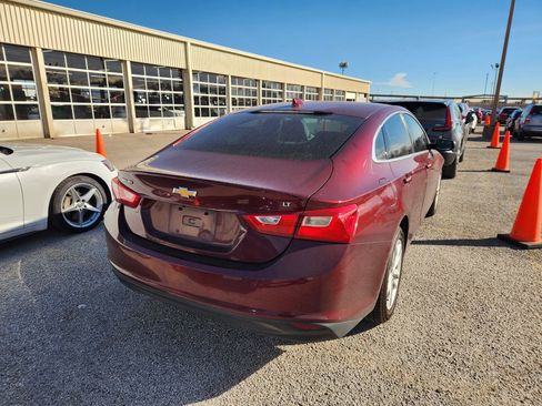 Used 2016 Chevrolet Malibu LT image 3