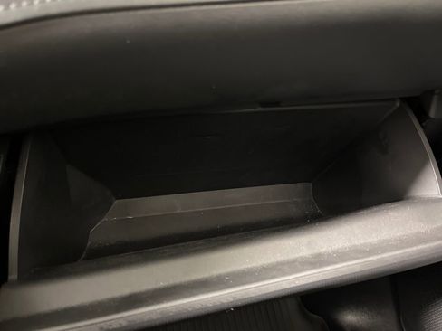 Used 2023 Toyota Highlander Platinum FWD image 25