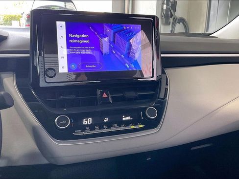 Used 2024 Toyota Corolla LE image 10