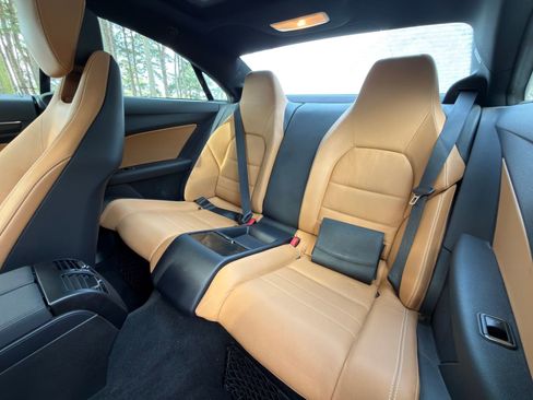 Used 2012 Mercedes-Benz E 350 Coupe image 10