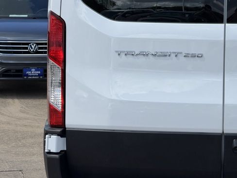 Used 2025 Ford Transit 250 Low Roof w/ Exterior Upgrade Package RWD image 10