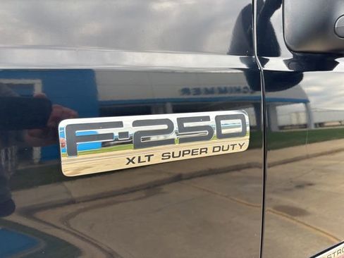Used 2005 Ford F250 XL image 12