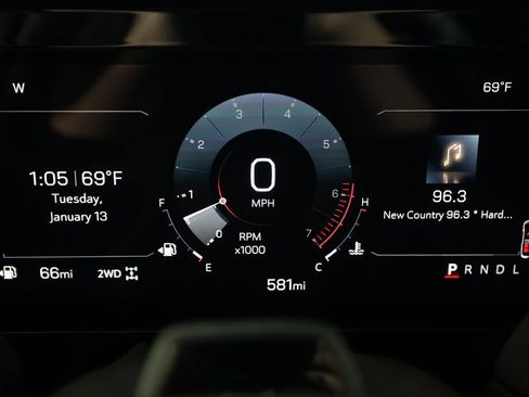 Used 2025 GMC Yukon AT4 Ultimate w/ LPO, Illumination Package image 24