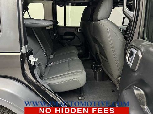 Used 2018 Jeep Wrangler Unlimited Sport S AWD/4WD image 17