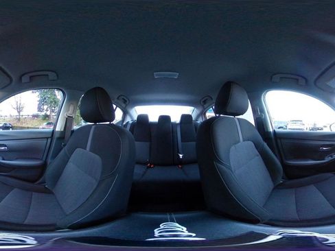 Used 2025 Nissan Sentra SV image 42