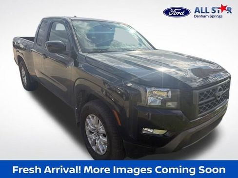 Used 2024 Nissan Frontier SV w/ SV Convenience Package image 1
