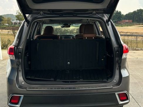 Used 2018 Toyota Highlander Limited Platinum image 35