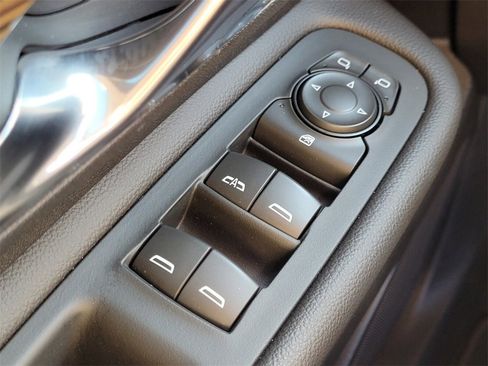 Used 2021 GMC Terrain SLE image 21