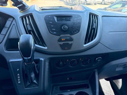 Used 2018 Ford Transit 150 130 Low Roof RWD image 9