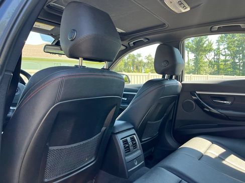 Used 2018 BMW 330i xDrive Sedan w/ Convenience Package AWD/4WD image 23
