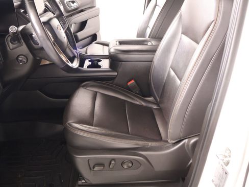 Used 2021 Chevrolet Tahoe High Country AWD/4WD image 12