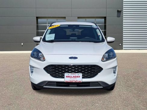 Used 2022 Ford Escape SEL w/ Technology Package FWD image 2