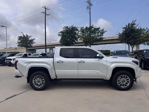 New 2026 Toyota Tacoma Limited AWD/4WD image 4
