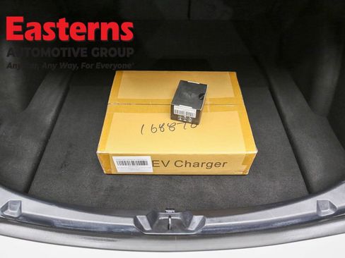 Used 2018 Tesla Model 3 Long Range image 9