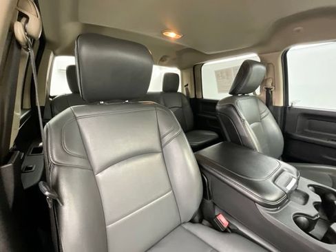 Used 2020 RAM 3500 Tradesman w/ Chrome Appearance Group AWD/4WD image 12